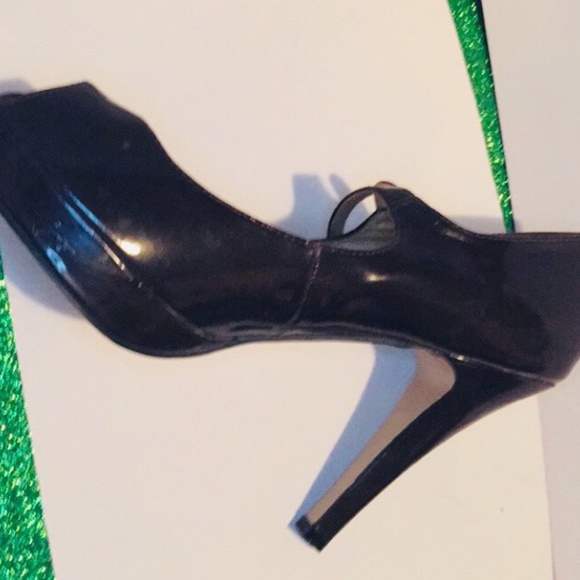 10 Burgundy Open Toe Mary Jane Platform - Picture 3 of 4